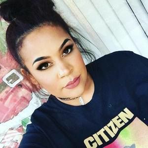 Meet your Posher, Kyra